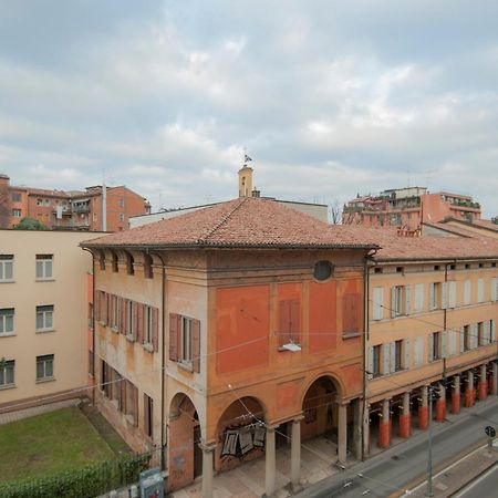 Blanco Apartment - Ambrogiohost Bologna Bagian luar foto
